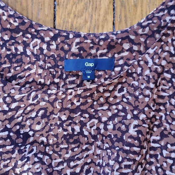 GAP Chiffon Tank Top - M - EUC - Picture 2 of 4
